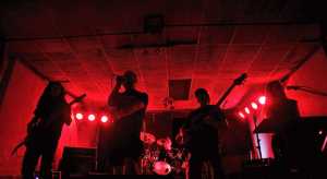 Live in Sociedade Recreativa Estrelas do Feijó... DISAFFECTED